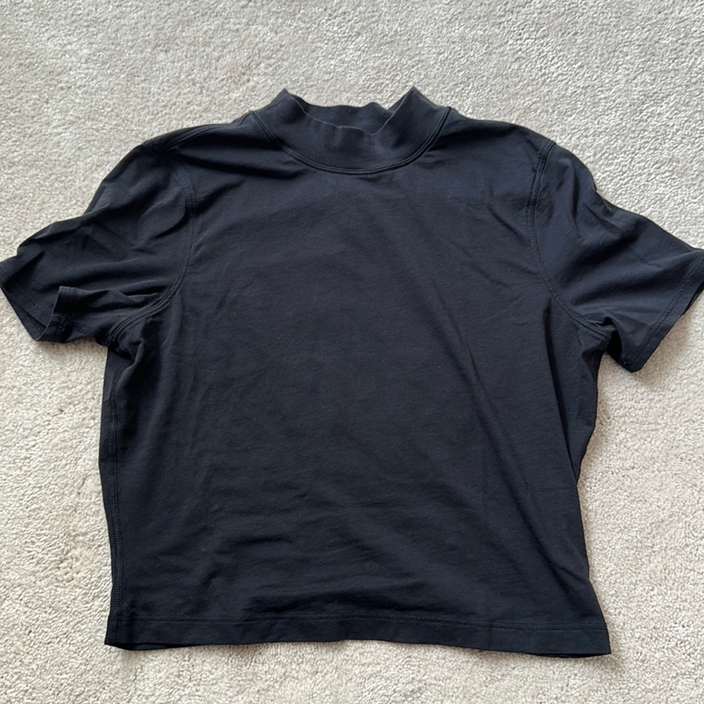 Lululemon top